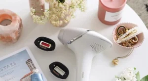 "الليزر مقابل كريمات إبطاء النمو: أيهما أفضل للتخلص من الشعر الزائد؟"